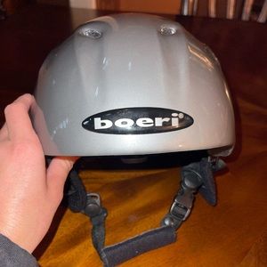 Light Grey Boeri ski helmet